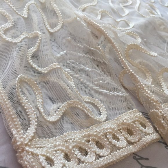 Ladies Lace Beaded Jacket Ivory L/XL Unique Int'l - Picture 7 of 14